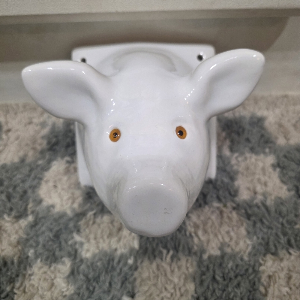 Marsh Industries Ceramic Pig